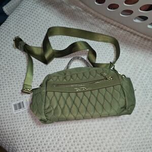 BELLA RUSSO NWT CROSSBODY BAG